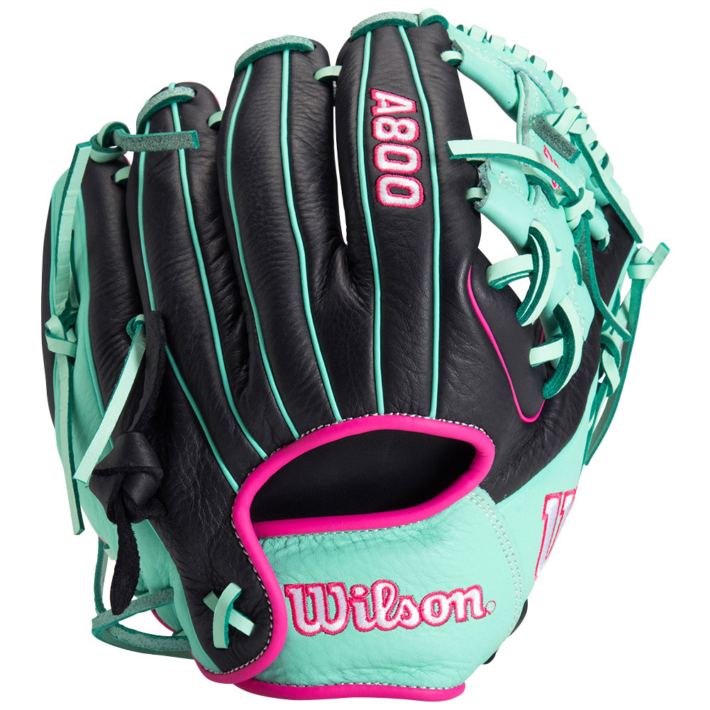 Wilson A800 Exclusive 1786 — palm detail