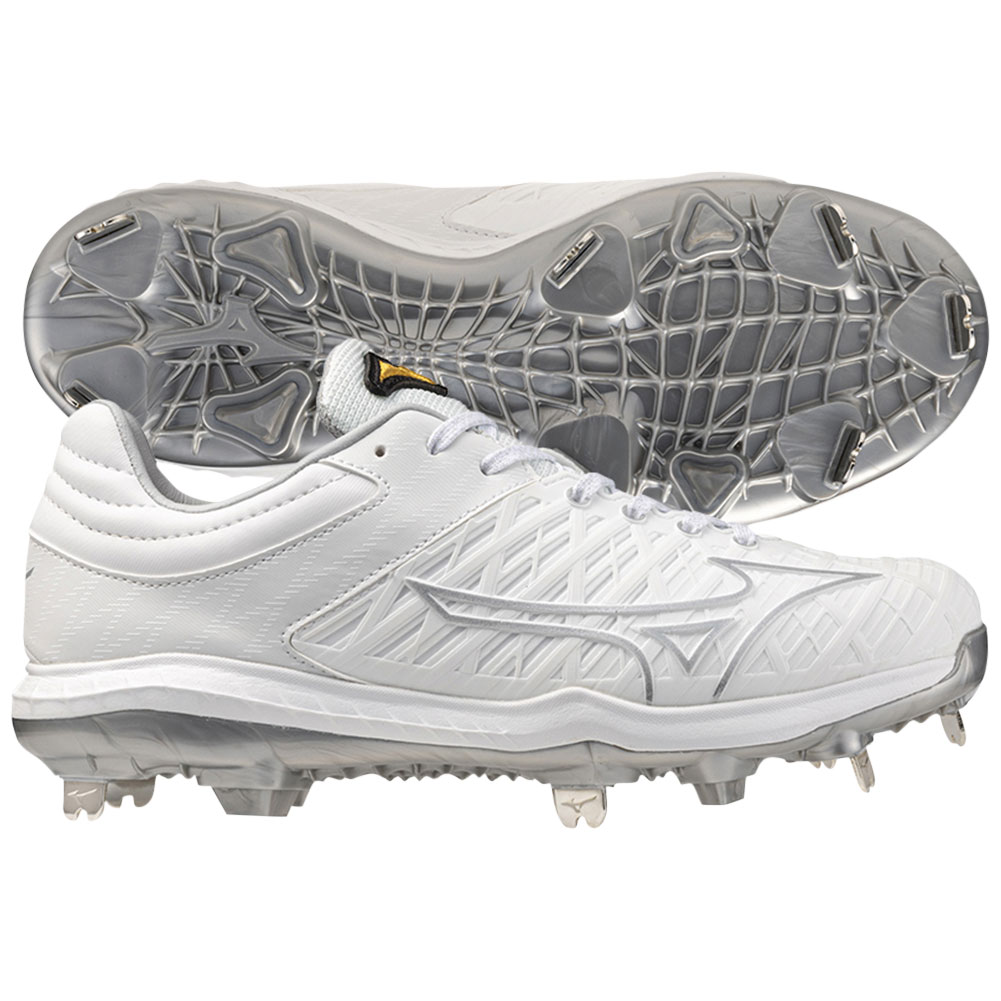 Mizuno Women's Pro FP Low Metal Softball Cleats
