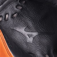 Mizuno GFN1T 30in Catchers Training Mitt, Black/Blonde