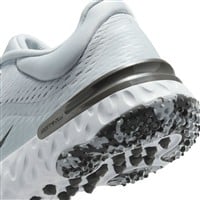 NIKE Women's Alpha Huarache Elite 4 Softball Fastpitch Turf Shoes, Grey/White