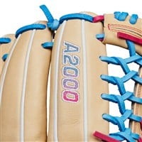Wilson A2000 T125 12.5in Fastpitch Glove, Blonde
