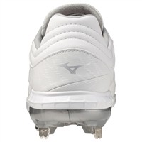 Mizuno Women's Pro FP Low Metal Softball Cleats, White/Silver