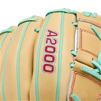 Wilson A2000 B12 12IN Baseball Glove (WBW10349812), Cream/Scarlet
