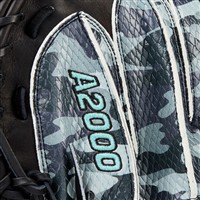 Wilson A2000 AW28 Austin Wells GM 34IN Baseball Catchers Glove (WBW10349434, Black/Camo