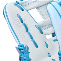 Wilson A2000 SuperSkin H12 12IN Fastpitch Glove (WBW10394612), White/Blue