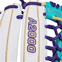 Wilson A2000 SuperSkin T125 12.5IN Fastpitch Glove (WBW103947125), Teal/White