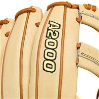 Wilson A2000 EL3 11.75in Baseball Glove (WBW1041141175), Blonde