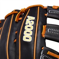 Wilson A2000 1750 12.5in Baseball Glove, Tan/Black