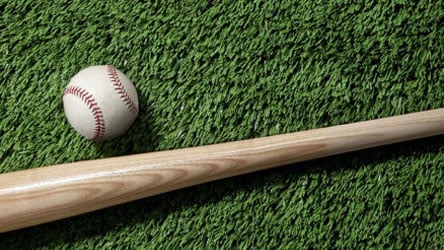 Why Wood Baseball Bats Break